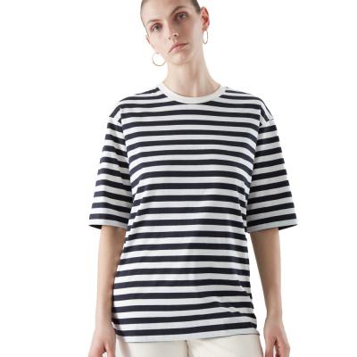 China Anti-wrinkle OEM women drop shoulder style striped T-shirt organic cotton plus size T-shirts women cotton oversized T-shirt for sale