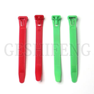 Cina Cheap Factory Tie strap chicken ring Plastic Chicken Clip Rings Chicken Foot Ring Poultry Leg Band in vendita