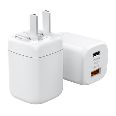 China Mobile Phone 20W Dual Port USB TYPE C Power Adapter PD QC 3.0 Quick Wall Charger With Foldable Plug For iPhone 12 /11/XR/XS iPad iWatch for sale