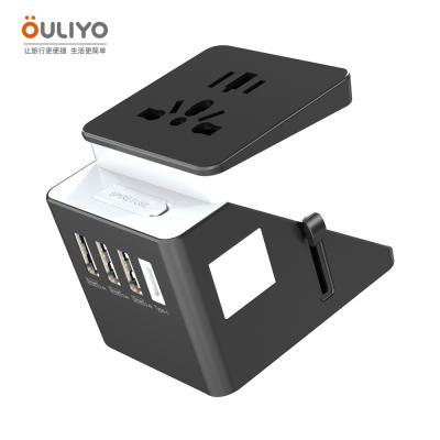 China Type C Port Innovative New Products Vacation Novelty Gift Item Business Gift Travel Travel Adapter With Type C Port Executive Corporate Gift for sale