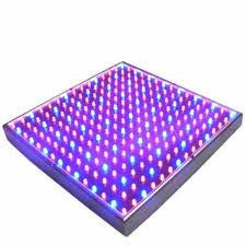 Chine Le plein spectre SMD LED d'intérieur élèvent des lumières 50 watts pour multiplier/terres cultivables, 315x310mm à vendre