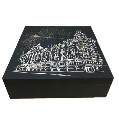 China 25 Creative Square Chocolate Boxes Candy Recyclable Paper Boxes For Valentine's Day Gifts for sale