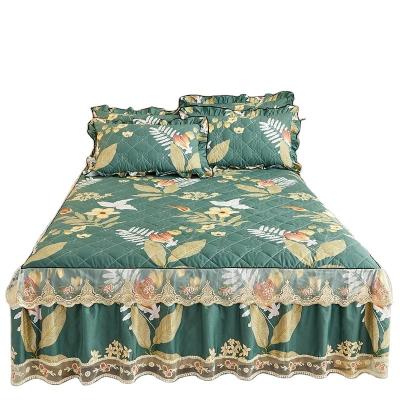 China Small Palace Modern Style Fashion Cotton Lace Bedspread Bedskirt Floral Leaf Set Quilted Thick Cotton Bedspread Bedskirt for sale