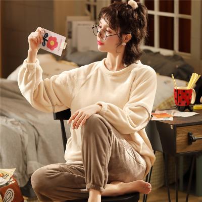 China 2020 Winter Breathable Casual Home Wear Sweater Thickness Increased Warm Coral Fleece Pajamas Set For Women for sale