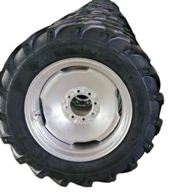 China Farm Center Pivot Irrigation System Easy Operating Tires 14.9-24 for sale