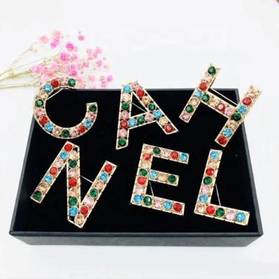 China Wholesale Fashion Pin Brooch Factory Pin Brooch Rhinestone Designer Charms for sale