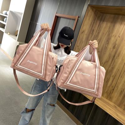 China Customized 2021 fashion fitness wet dry sports bags women outdoor travel bags with shoe compartment for sale