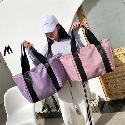 China Customized 2021 fashion fitness wet dry sports bags women outdoor travel bags for girls for sale