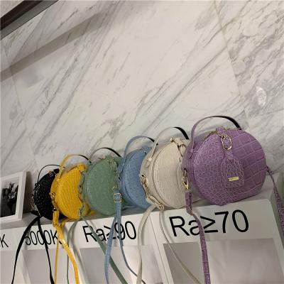 China Lady Factory Wholesale Round Clips Young Lady Messenger Handbags Women Cheap Handbags For Girls for sale