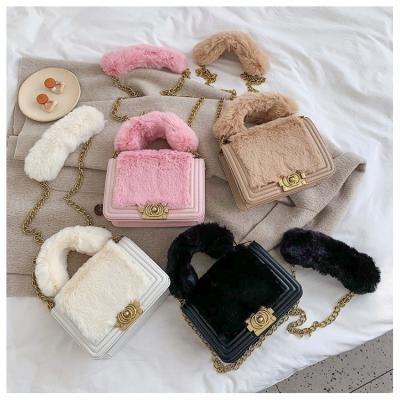 China Luxury Plush Ladies Plush Purses Fashion Chain Cross - Body Winter Bags Popular Plush Handbags For Women for sale