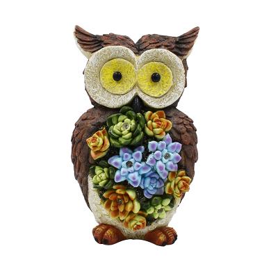 China Custom Resin Owl Garden Statue Animal Solar Garden Lawn Ornament Lights Owl Solar Light Garden Outdoor for sale