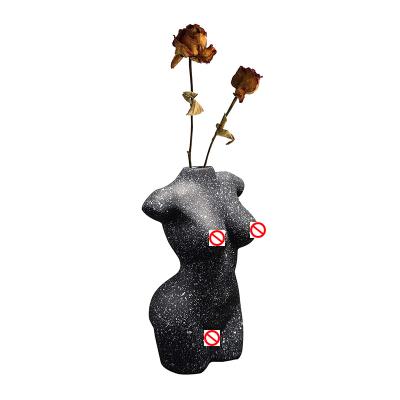 China Traditional Newcomer Hot Seller Girl Sculpture Resin Vases Flower Body Art Body Shaped Vase Vase for sale