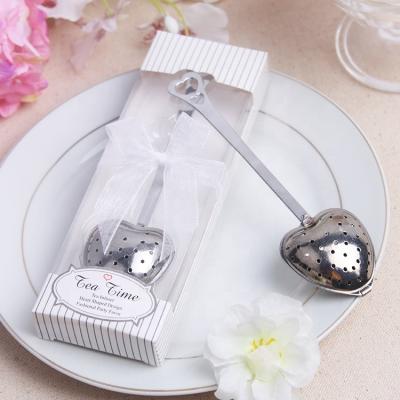 China Wedding Gifts Wedding Gifts Heart Tea Infuser Back In Elegant White Gift Box Tableware Party Supplies for sale