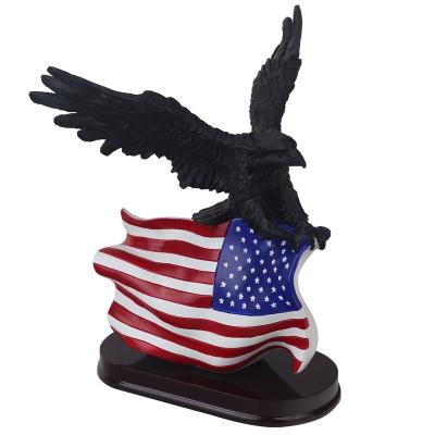 China Flying Eagle Statue American Eagle Europe Resin Figure for sale