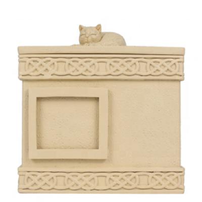 China Customized Resin Carved Handmade 3D Cat Pet Columbarium Ornament Tombstone Opens For Outdoor Lawn Decoration for sale