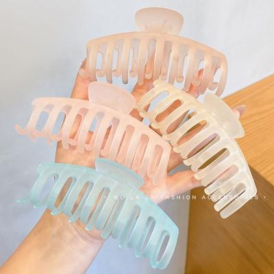 China Matte Hair Claw Clip Shark Style Big Jaw Hair Clip Acrylic Hair Clip Spring River European And American Assembly Machine for sale