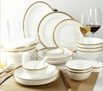 China Sustainable 28pcs Bone China Dinnerware Set Creative Household Korean Dish Set for sale