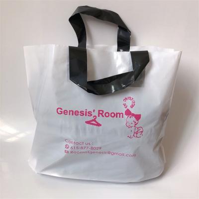 China Custom Plastic Recyclable Bags Branded Biodegradable Garment Tote Bag Pack With Logo Handle for sale