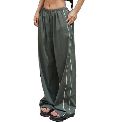 China Anti-Wrinkle 2023 Spring Korea Style Sweatpants Casual Loose Pants Women Black Green Cargo Pants Wide Leg Pants for sale