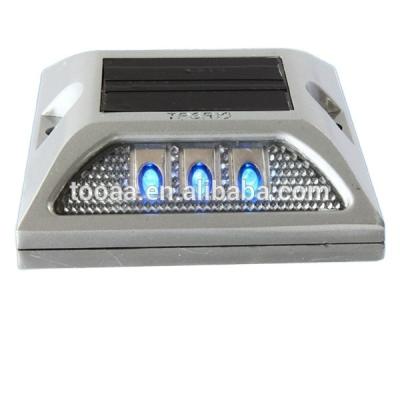 China Solar 6 LEDS Outdoor Garden Road Pathway Dock Path Security Lights for sale