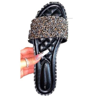 China Fashion Trend Ladies Luxury Female Flat Women's High Quality Slippers for sale