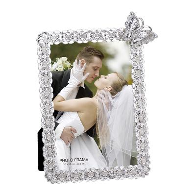 China Shell Butterfly Photo Frame Silver Plated Enamel Photo Frame for sale