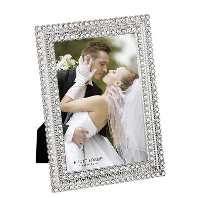 China Shell Zinc Alloy Frame Silver Plated Enamel Picture Frame Metal Picture Frame for sale