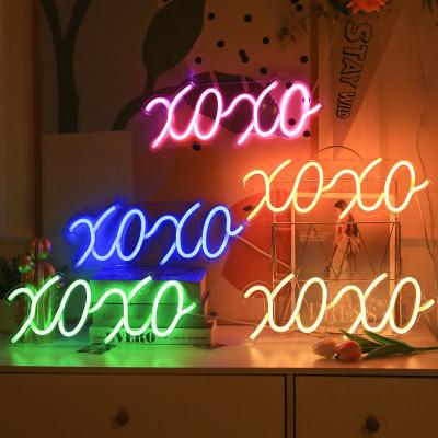 China YIZHI Nightclub New Design Xoxo Letter Led Neon Lamps Nightclub Bar Wall Decoration Party Sign Lights for sale