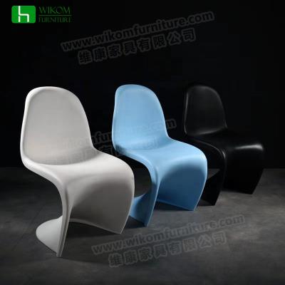 China Nordic Creativity Modern Simple S-Shaped Plastic Chair Art Back Dining Chair Te koop