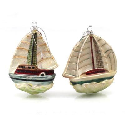 China Excellent Quality Christmas Ornaments Crafts Glass Decoration Colorful Sailing Ship Shaped Glass Crafts for sale