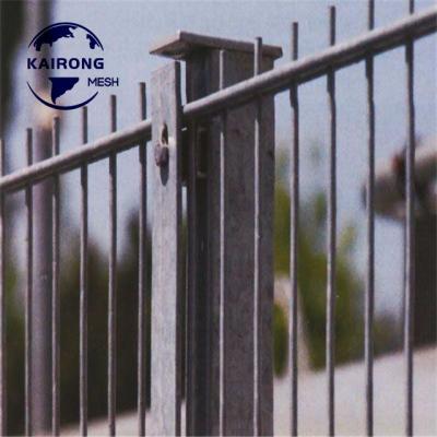 China High Quality Exterior Double Welded Wire Mesh Easily Assembled With Square Post Of Twin Wire Panel for sale