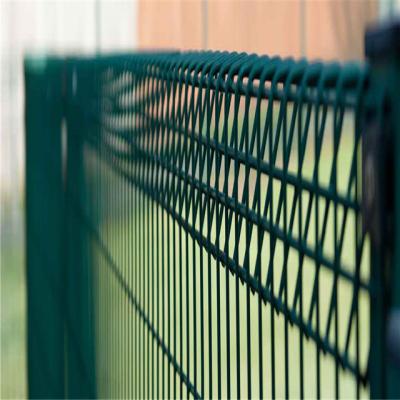 China Easily Assembled Low Price Welded Garden Powder Coated Roll Top And BRC Bottom Wire Mesh Fence for sale