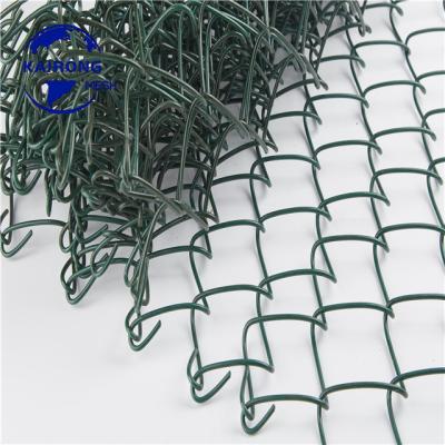 China Supplier Easily Assembled Gold PVC Coated Cyclone Wire Mesh Fence Chain Link Fence for sale