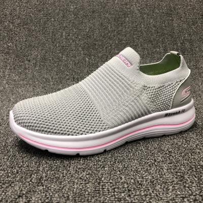 China EVA Cheap Breathable Women Casual Shoes Loafer Jogging Shoes Lightweight Slip On Shoes Large Size Women for sale