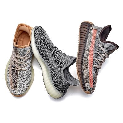 China Top Fashion Lightweight Yeezy EVA Sports Sneakers Running Shoes Male Flying Knitting Breathable Sneakers for sale