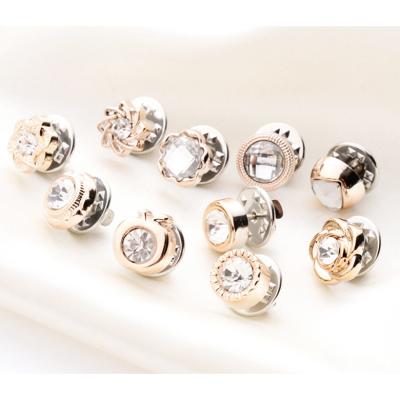 China Wholesale popular fashion designer custom brooch nickel free pins channelbutterfly rhinestone brooches women for sale