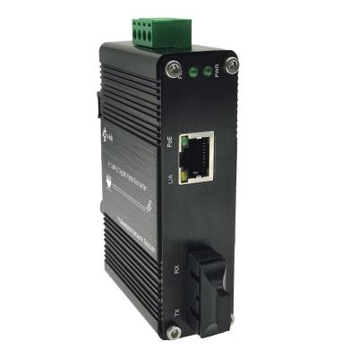 China Micro Industrial Media Converter with 100BASE-FX to 10/100BASE-T 30W PoE+ Ports for sale