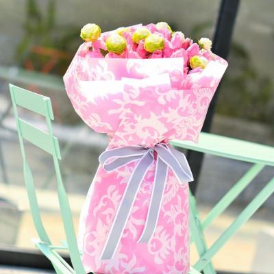 China Waterproof Shinewrap Custom Printed Plastic Foil Bouquet Paper Flower Wrapping Paper for sale