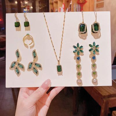 China FASHIONABLE Exquisite Green Necklace Ring Fashion Jewelry Costume Zircon Internet Celebrity Wild Accessories for sale