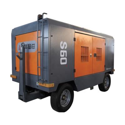 China Lubricated 18Bar 600cfm Four Wheels Diesel Portable Screw Air Compressor For Borehole Drilling for sale