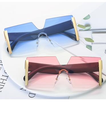 China Square Sunglasses Sun Women Anti-UV Personality Gradient Glasses Shade Fashionable Oversized Glasses Sun Glasses for sale