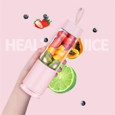 China Leak Proof OEM Customized Electric Portable Small Fruit Juicer Mini Mixer Blender Hand Fruit Juicer for sale