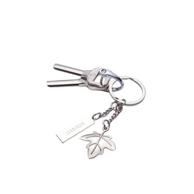 China Factory Customized Ring Key Chain Car Key Chain Men's Maple Leaf Metal Pendant for sale