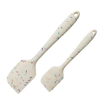 China Sustainable High Temperature Resistant Silicone Scraper Non-Stick Baking Butter Cream Sprinkles Silicone Spatula for sale