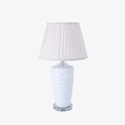 China Factory Direct Sale Nordic Traditional Style Modern Designer Hotel Model Room Decorated With Ceramic Table Lamp for sale