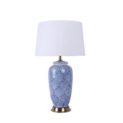 China Traditional popular hot selling chinese blue and white decoration living room villa hotel porcelain ceramic lamp for sale