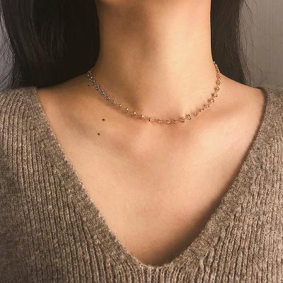 China Beautiful Flower Alloy Clavicle Chain Soft Simple Necklace Environmentally Friendly Korean Hollow Choker Necklace (KNK5078) for sale