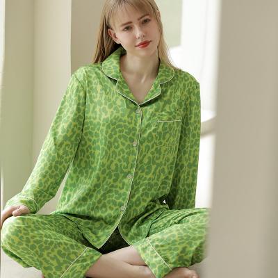 China Spring Green QUICK DRY ice silk grain and sleeve leopard trend spring green female long personality female two-piece sleepwear silk pajamas for sale