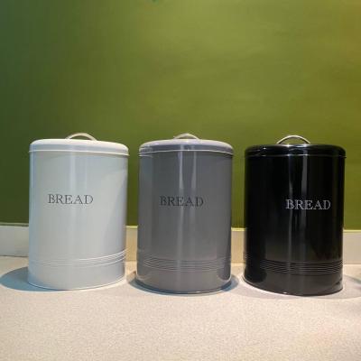 China Freshness Preservation Bread Bin Storage Canister Pet Food Box for sale