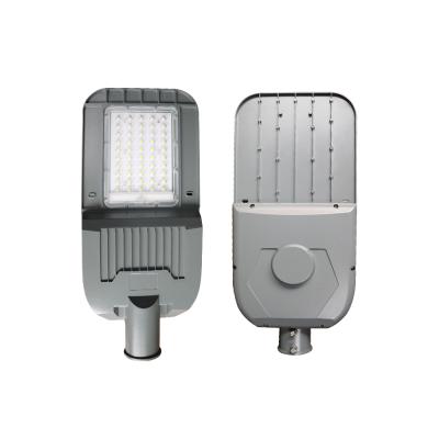 China Sports Stadiums Changzhou Street Light 50w Automatic Remote Light Street Lamp for sale